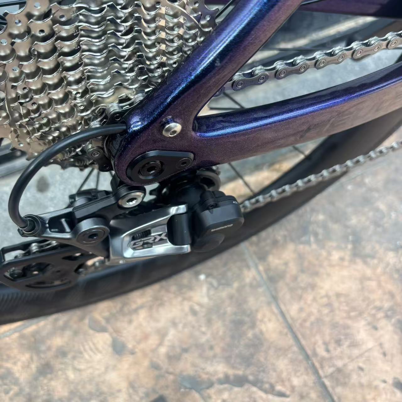 Shimano GRX600 11s, hydr disc, alloy wheel - 图片 5