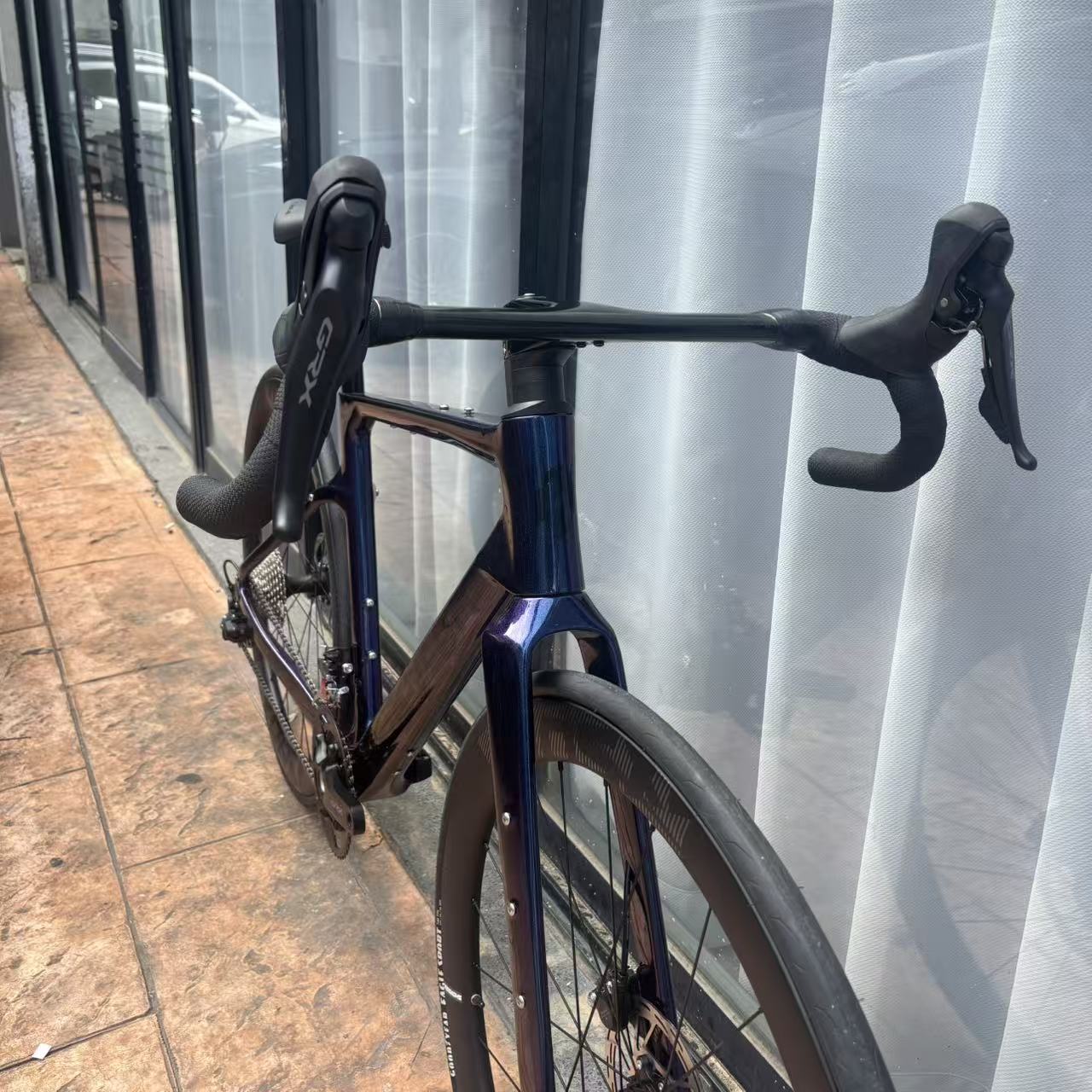 Shimano GRX600 11s, hydr disc, alloy wheel - 图片 2